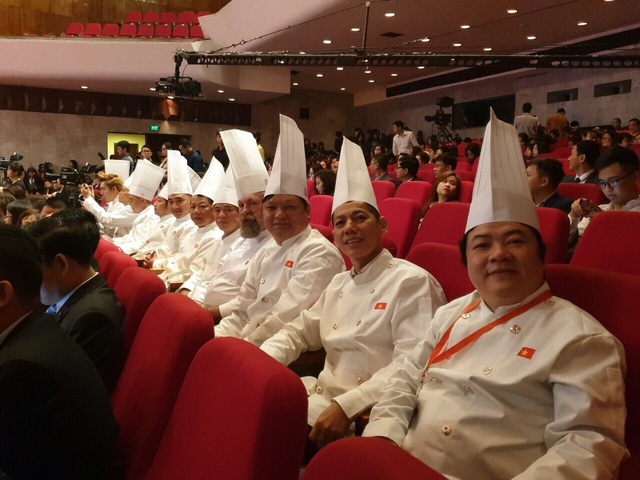 Chân dung bếp trưởng mang ẩm thực Huế ra thế giới - 4 Chân dung bếp trưởng mang ẩm thực Huế ra thế giới - 4