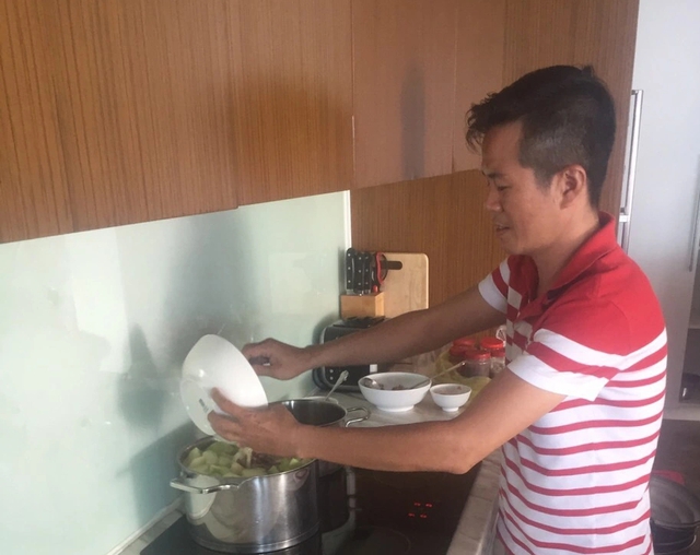 Chân dung bếp trưởng mang ẩm thực Huế ra thế giới - 5 Chân dung bếp trưởng mang ẩm thực Huế ra thế giới - 5