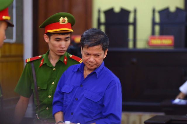 Nguyên Phó phòng PA03 Công an Sơn La đi khỏi nơi cư trú khi bị toà triệu tập - 1