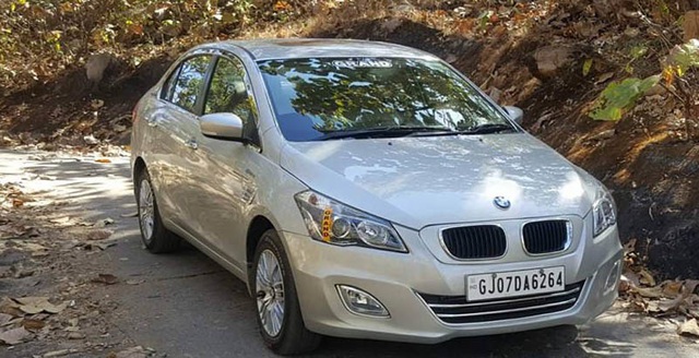 Biến ô tô giá rẻ thành xe sang BMW - Sở thích của dân chơi Ấn - 2
