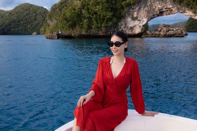 Hoa hậu Hà Kiều Anh khoe vóc dáng đẹp quyến rũ ở tuổi 43 - 6