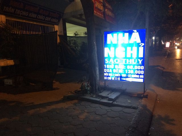 Dân Hà Nội kéo nhau ra nhà nghỉ tắm giặt, tốn tiền triệu mỗi ngày cho sinh hoạt - 4