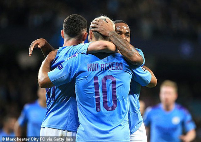 Man City 5-1 Atalanta: Cú ngược dòng ngoạn mục và tấm thẻ đỏ - 6 Man City 5-1 Atalanta: Cú ngược dòng ngoạn mục và tấm thẻ đỏ - 6