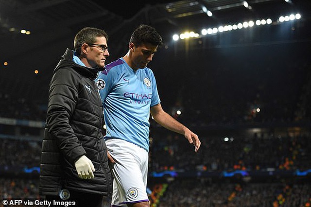 Man City 5-1 Atalanta: Cú ngược dòng ngoạn mục và tấm thẻ đỏ - 7 Man City 5-1 Atalanta: Cú ngược dòng ngoạn mục và tấm thẻ đỏ - 7