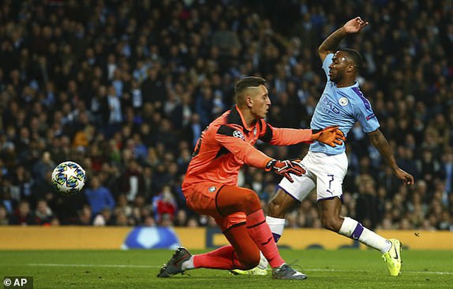 Man City 5-1 Atalanta: Cú ngược dòng ngoạn mục và tấm thẻ đỏ - 5 Man City 5-1 Atalanta: Cú ngược dòng ngoạn mục và tấm thẻ đỏ - 5