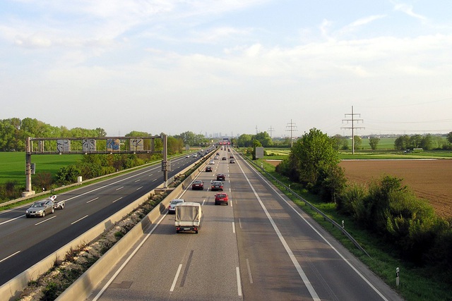 Đức kiên quyết không giới hạn tốc độ trên đường cao tốc Autobahn - 1 Đức kiên quyết không giới hạn tốc độ trên đường cao tốc Autobahn - 1