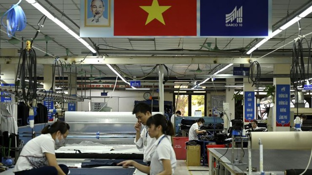 CNBC: Việt Nam còn rất xa mới vươn tới năng lực sản xuất như Trung Quốc - 1 CNBC: Việt Nam còn rất xa mới vươn tới năng lực sản xuất như Trung Quốc - 1