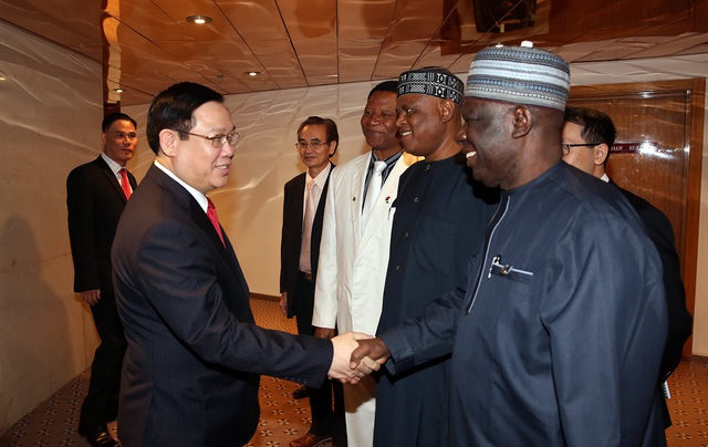 Việt Nam tính mở đường bay thẳng tới Nigeria trong thời gian tới - 1 Việt Nam tính mở đường bay thẳng tới Nigeria trong thời gian tới - 1