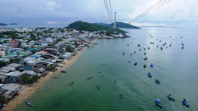 Trải nghiệm cáp treo vượt biển dài nhất thế giới ở Phú Quốc - 2