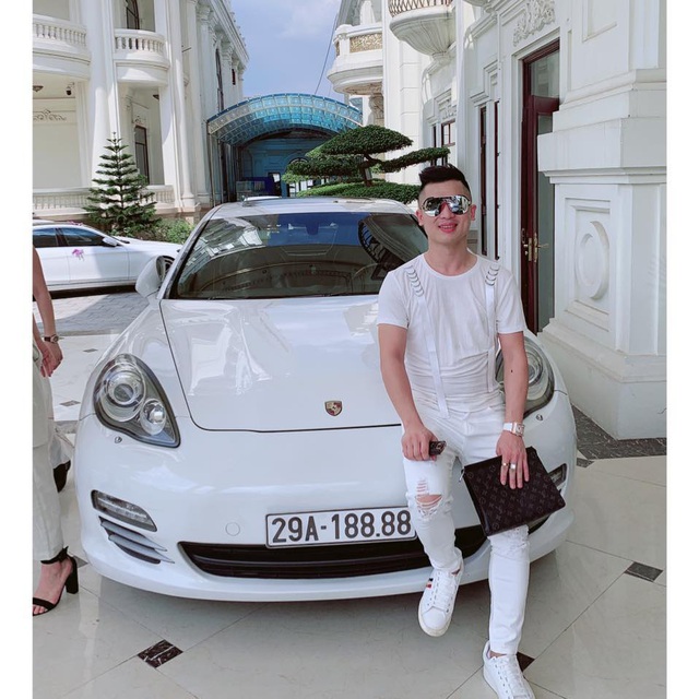 Đại gia chơi biển đẹp vì đam mê, bán xe xác định mất tiền tỷ - 2 Đại gia chơi biển đẹp vì đam mê, bán xe xác định mất tiền tỷ - 2