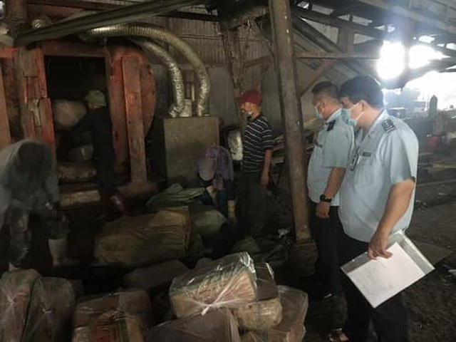 Gần nửa tấn chả mực nhập lậu từ Trung Quốc về Quảng Ninh - 1