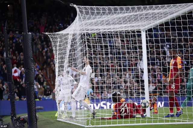 Đại thắng Galatasaray 6-0, Real Madrid cầm chắc tấm vé đi tiếp - 3