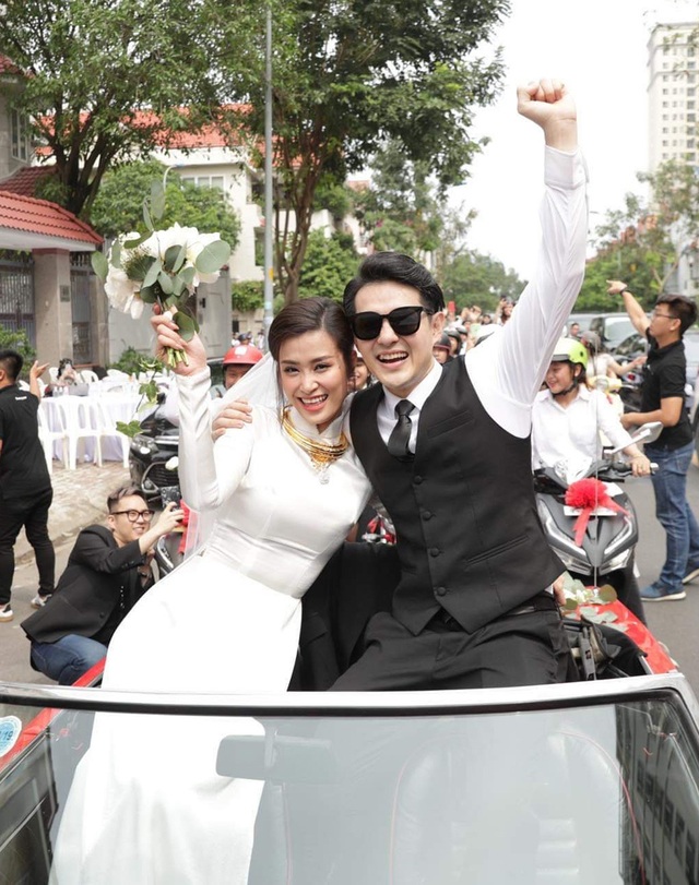 Top 3 đám cưới hào nhoáng nhất showbiz Việt năm 2019 - 6