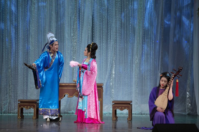 NSƯT Minh Vượng khiến kh&aacute;n giả lặng người khi kể về t&acirc;m sự của Lam Phương - 10