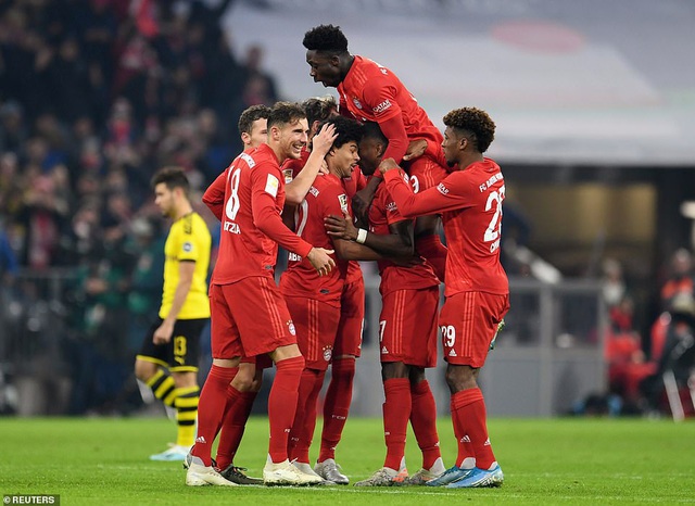 Bayern Munich 4-0 Dortmund: Lewandowski lại lập công - 3