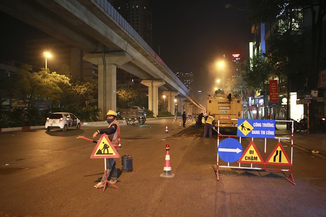 Hà Nội: Xuyên đêm sửa chữa, vá lại mặt đường Nguyễn Trãi - 6