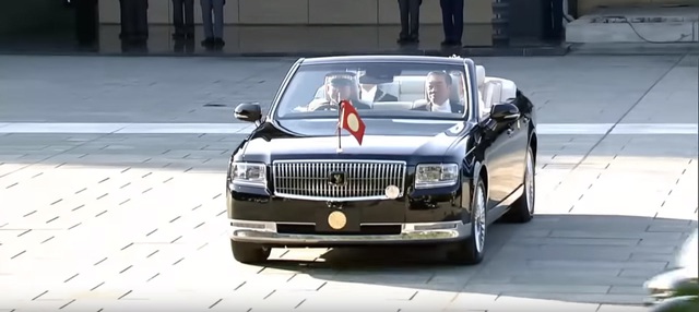 Toyota Century mui trần chính thức ra mắt trong lễ diễu hành của tân Nhật hoàng - 6 Toyota Century mui trần chính thức ra mắt trong lễ diễu hành của tân Nhật hoàng - 6