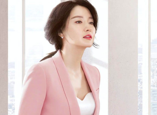 “Nàng Dae Jang Geum” Lee Young Ae tâm sự lý do đến với điện ảnh, hé lộ cuộc sống hiện tại - 7