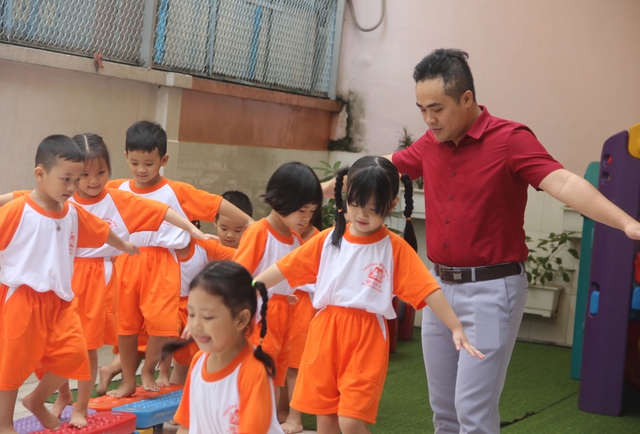 Thầy giáo 14 năm dạy trẻ mầm non giữa Sài Gòn - 3