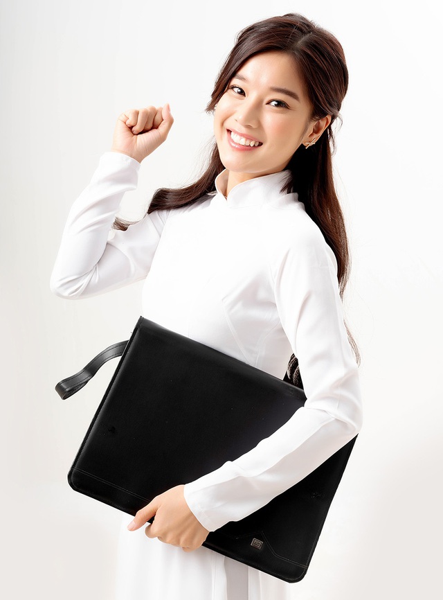 Khả Ngân và Hoàng Yến Chibi mừng ngày 20/11 trong bộ ảnh thời học sinh - 7
