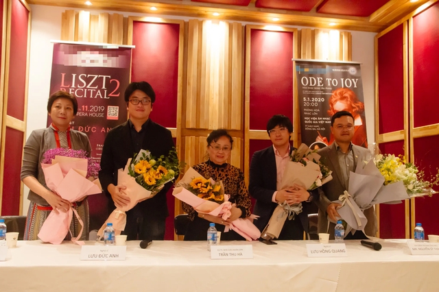Chương trình hoà nhạc đặc biệt của nghệ sĩ piano Lưu Hồng Quang, Lưu Đức Anh - 1 Chương trình hoà nhạc đặc biệt của nghệ sĩ piano Lưu Hồng Quang, Lưu Đức Anh - 1