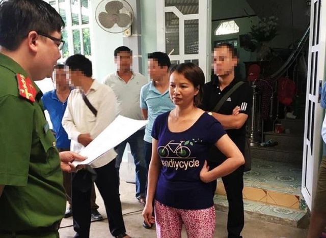 Mẹ nữ sinh giao gà cùng đồng phạm hầu tòa - 10 Mẹ nữ sinh giao gà cùng đồng phạm hầu tòa - 10
