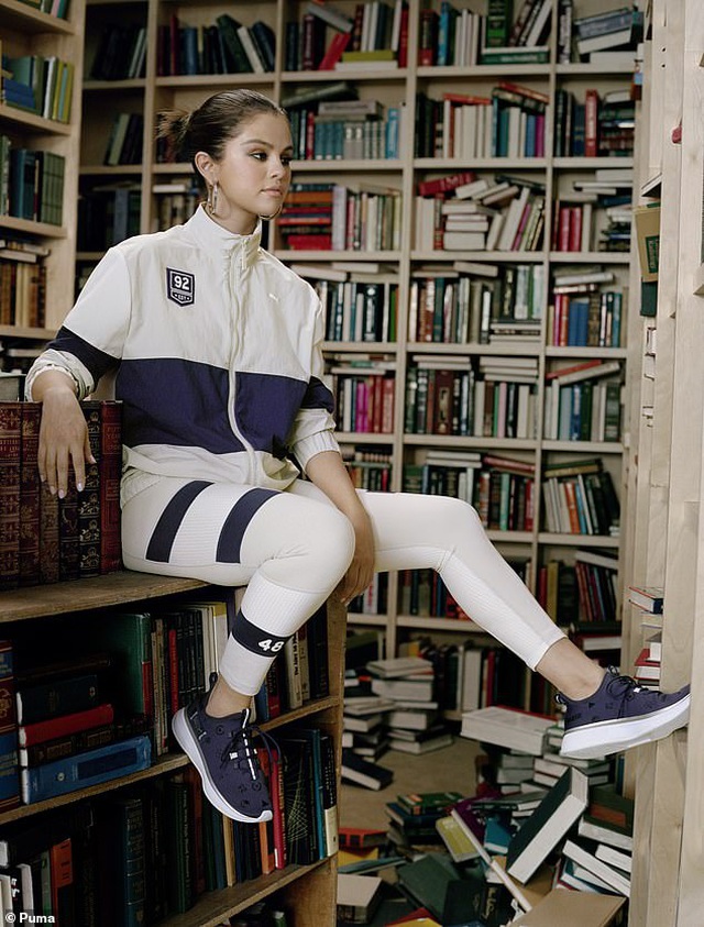 Selena Gomez tái xuất khỏe khoắn trong loạt thiết kế thời trang thể thao - 2