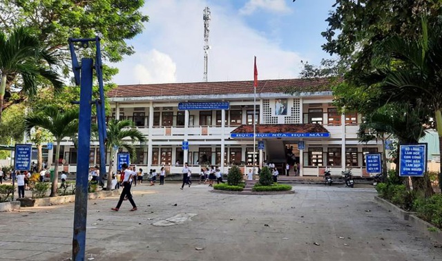 Hiệu trưởng nghỉ việc 3 th&aacute;ng vẫn... nhận lương đủ - 2