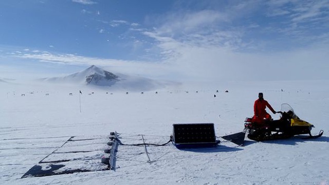 Tìm kiếm thiên thạch ở Nam Cực - 2