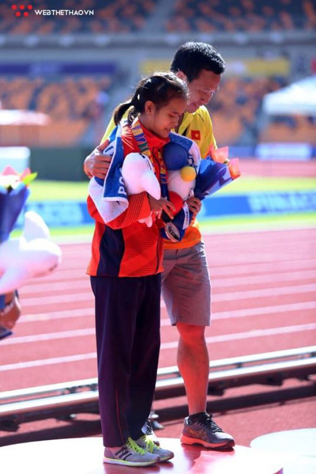 Thưởng nóng 100 triệu đồng cho nữ sinh ĐH Quy Nhơn thi đấu hết mình tại SEA Games 30 - 2