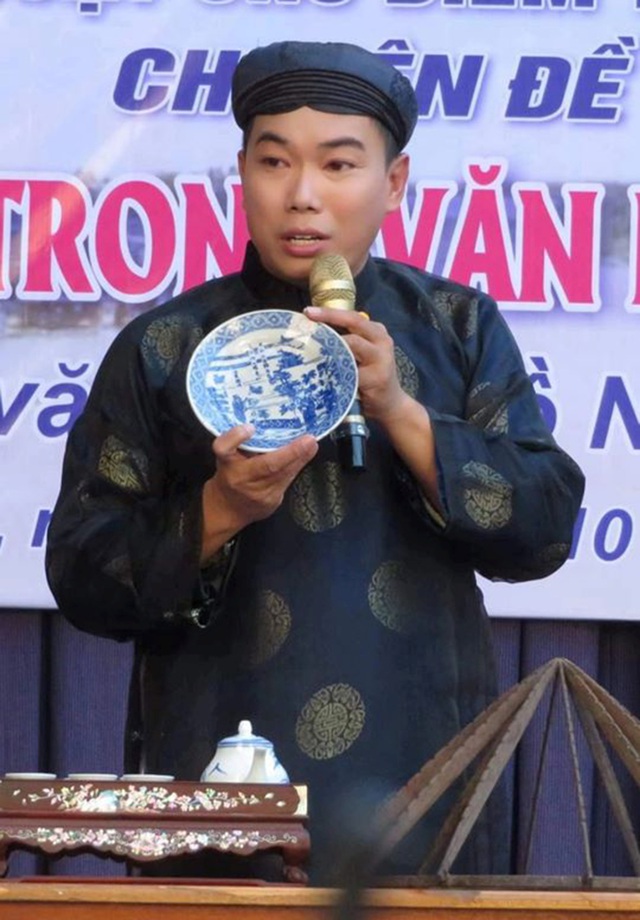 Hồ Nhựt Quang: Từ hướng dẫn viên du lịch đến diễn giả văn hóa - 1 Hồ Nhựt Quang: Từ hướng dẫn viên du lịch đến diễn giả văn hóa - 1