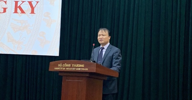 Vụ cán bộ đi nước ngoài về muộn: Bộ Công Thương phê bình Vụ trưởng - 1 Vụ cán bộ đi nước ngoài về muộn: Bộ Công Thương phê bình Vụ trưởng - 1
