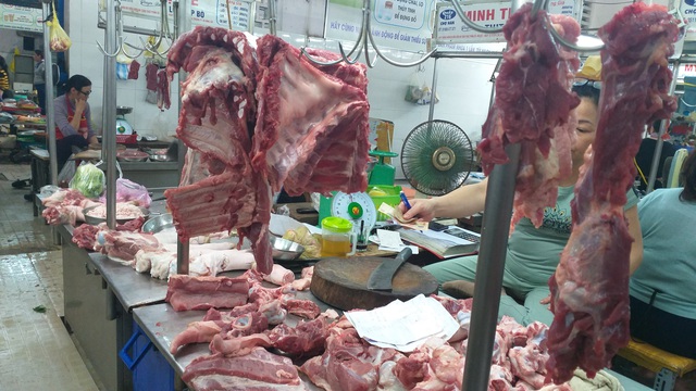 Giá thịt heo phi mã, tiểu thương than lỗ, người tiêu dùng chùn tay mua - 2 Giá thịt heo phi mã, tiểu thương than lỗ, người tiêu dùng chùn tay mua - 2