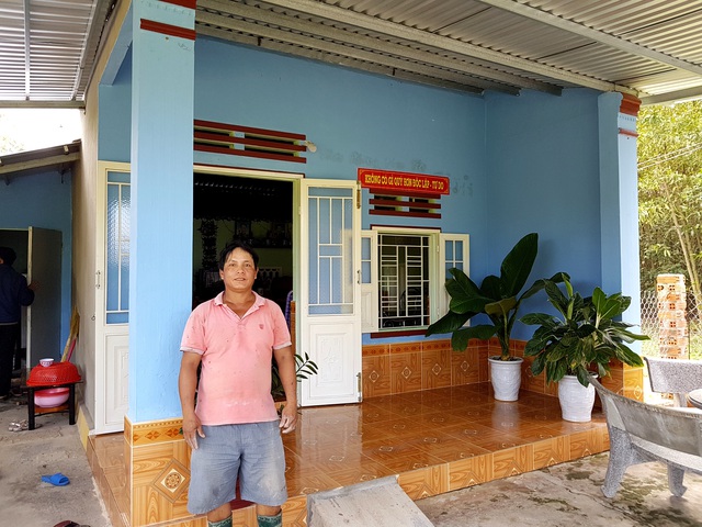 Ông chủ lò gạch dành hàng chục tỉ đồng làm từ thiện Ông chủ lò gạch dành hàng chục tỉ đồng làm từ thiện