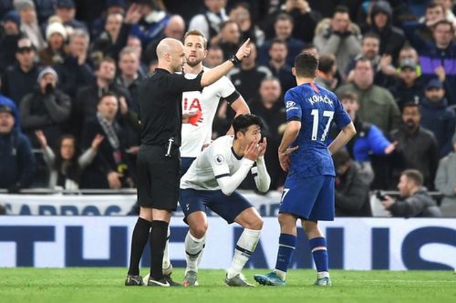 Tottenham 0-2 Chelsea: Willian lập cú đúp, Son Heung Min lại nhận thẻ đỏ - 6 Tottenham 0-2 Chelsea: Willian lập cú đúp, Son Heung Min lại nhận thẻ đỏ - 6