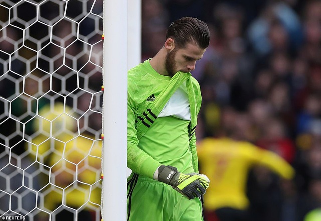 De Gea lại gây sốc với pha bắt hụt bóng khó tin khiến Man Utd bại trận trước Watford - 4