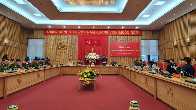 Bộ Công an: Đội trưởng, Đội phó CSGT Đồng Nai bảo kê xe quá tải - 1 Bộ Công an: Đội trưởng, Đội phó CSGT Đồng Nai bảo kê xe quá tải - 1
