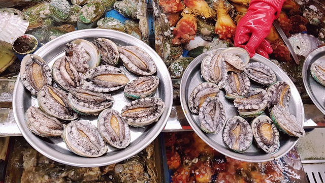 Đến Busan phải thử cà phê chả cá Goraesa, hàu sống Tongyeong - 5 Đến Busan phải thử cà phê chả cá Goraesa, hàu sống Tongyeong - 5