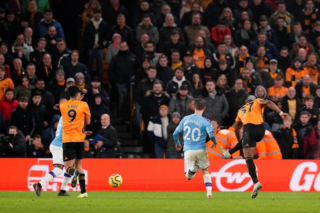 Những khoảnh khắc mất điểm đau đớn của Man City trên sân Wolves - 16 Những khoảnh khắc mất điểm đau đớn của Man City trên sân Wolves - 16