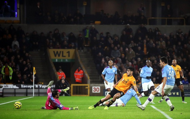 Những khoảnh khắc mất điểm đau đớn của Man City trên sân Wolves - 19 Những khoảnh khắc mất điểm đau đớn của Man City trên sân Wolves - 19