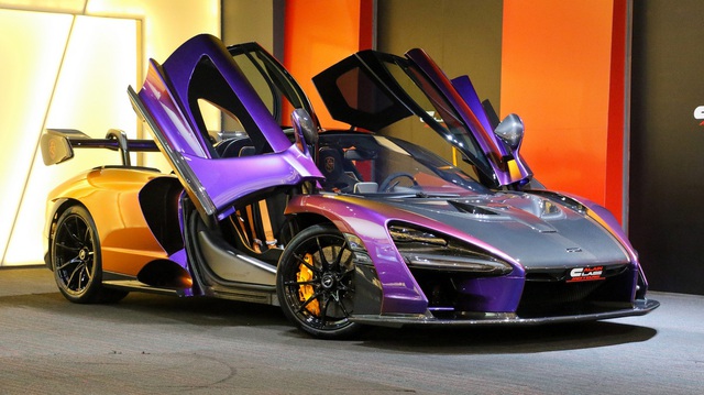 Bí ẩn một chiếc siêu xe McLaren Senna sơn đổi màu  - 1