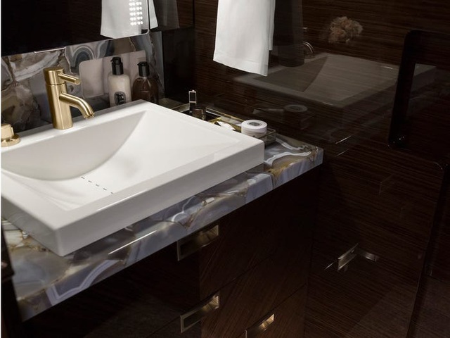Nội thất sang chảnh bên trong các máy bay tư nhân đắt đỏ nhất thế giới - 6 Nội thất sang chảnh bên trong các máy bay tư nhân đắt đỏ nhất thế giới - 6