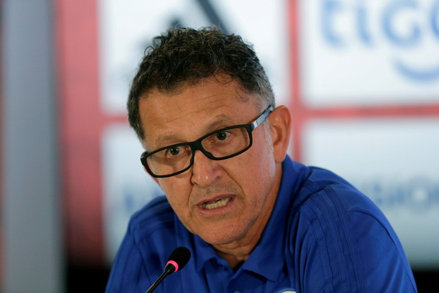 HLV Osorio bất ngờ chia tay tuyển Paraguay - Ảnh 1. HLV Osorio bất ngờ chia tay tuyển Paraguay - Ảnh 1.
