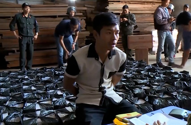Triệt phá đường dây buôn lậu thuốc lá ngoại lớn nhất tỉnh Gia Lai - 1 Triệt phá đường dây buôn lậu thuốc lá ngoại lớn nhất tỉnh Gia Lai - 1