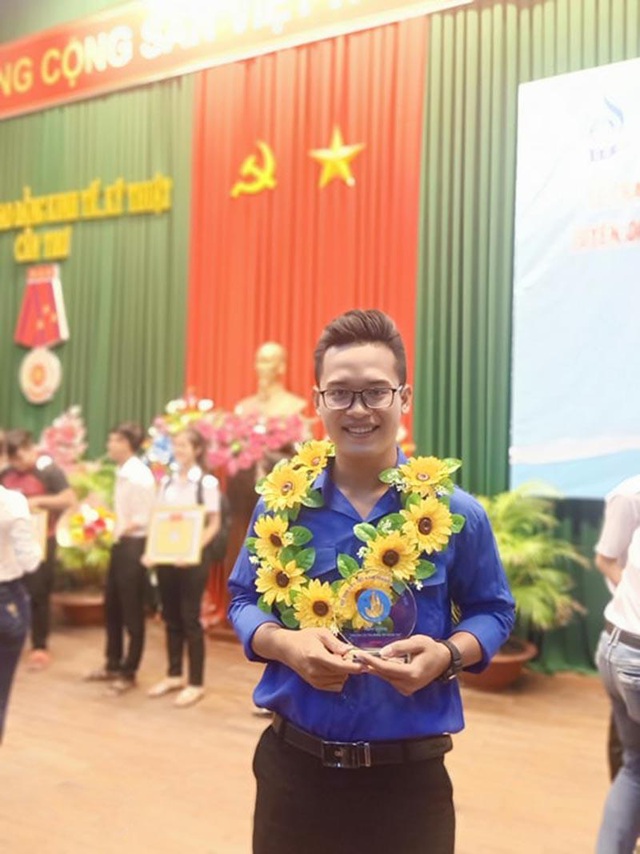 Vượt khó vươn lên, nam sinh Khmer giành giải thưởng Sao tháng Giêng 2019 - 2