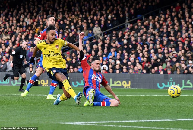 Aubameyang bị đuổi, Arsenal chật vật kiếm trận hòa trước Crystal Palace - 1 Aubameyang bị đuổi, Arsenal chật vật kiếm trận hòa trước Crystal Palace - 1