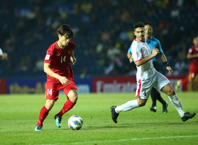 Quế Ngọc Hải: &ldquo;Trong kh&oacute; khăn, cầu thủ U23 Việt Nam sẽ thể hiện bản lĩnh&rdquo; - 2