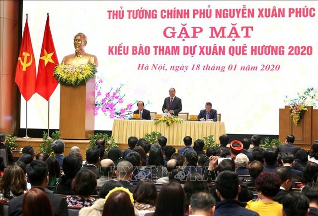 Thủ tướng gặp mặt kiều bào tham dự chương trình Xuân Quê hương 2020 - 2