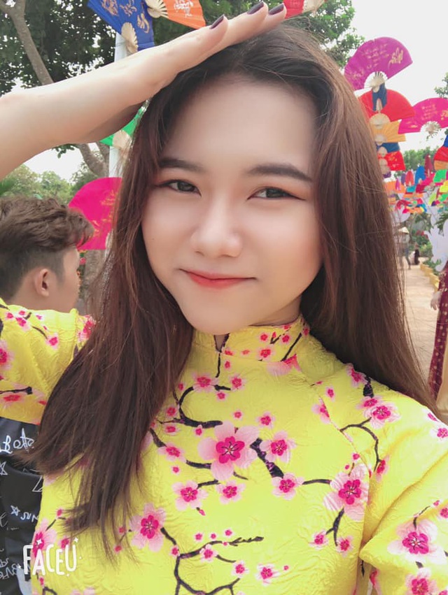 Nữ sinh 17 tuổi gây sửng sốt khi chọn lối đi... cải lương - 7