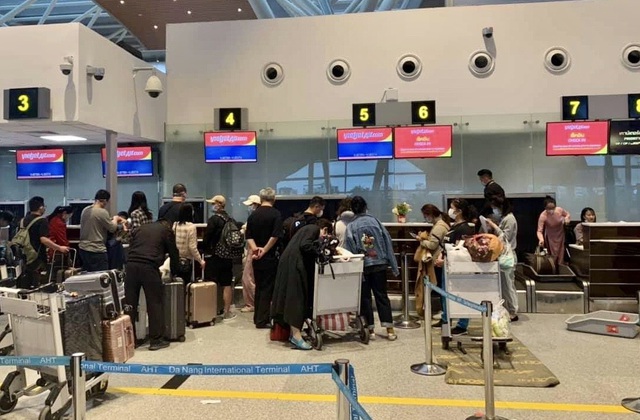 166 du khách đến Đà Nẵng từ Vũ Hán đã khởi hành bay về nước - 4